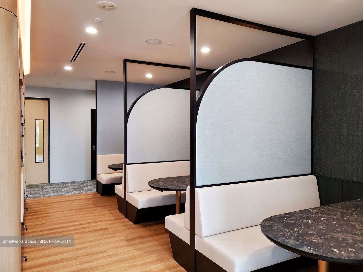 Great Eastern Centre (D1), Office #577835491